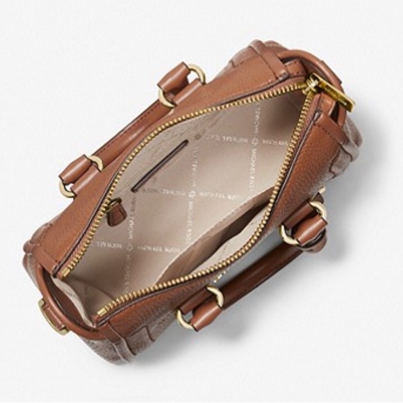 💯 Michael Kors Carine extra small crossbody - Picture 3 of 11